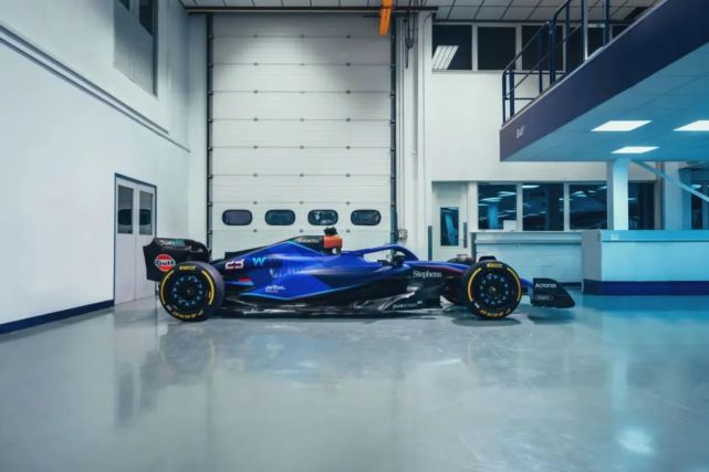 哈斯车队轻取迈凯伦，佩雷兹状态火热